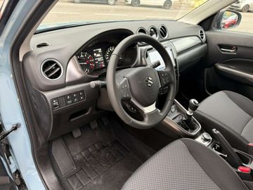 Car image 11