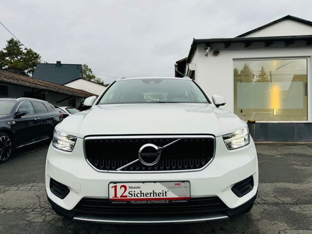 Volvo XC40 Momentum 140 kW image number 4