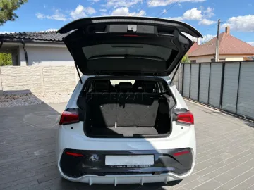 Car image 45