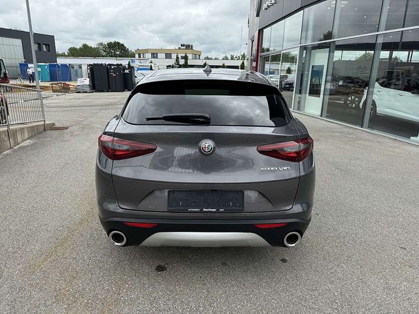 Alfa Romeo Stelvio 2.2 Super 118 kW image number 6