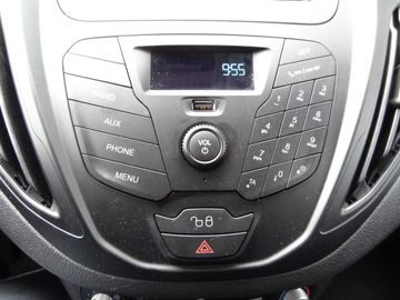 Car image 15