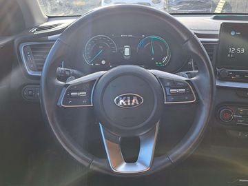 Car image 26