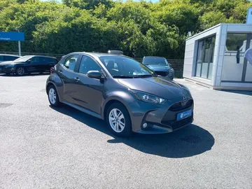 Car image 24