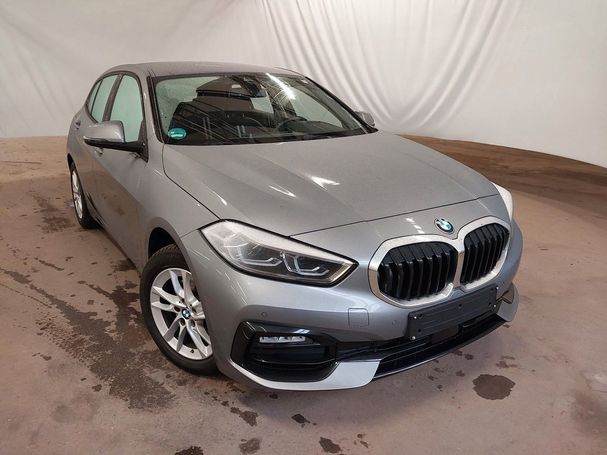 BMW 118i Sport Line 100 kW image number 2