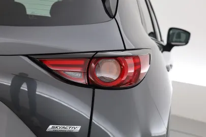 Car image 33