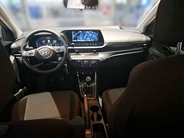 Car image 11