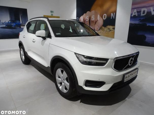 Volvo XC40 T3 120 kW image number 2