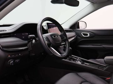 Car image 36