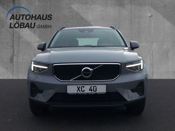 Volvo XC40 T2 Essential 95 kW image number 9