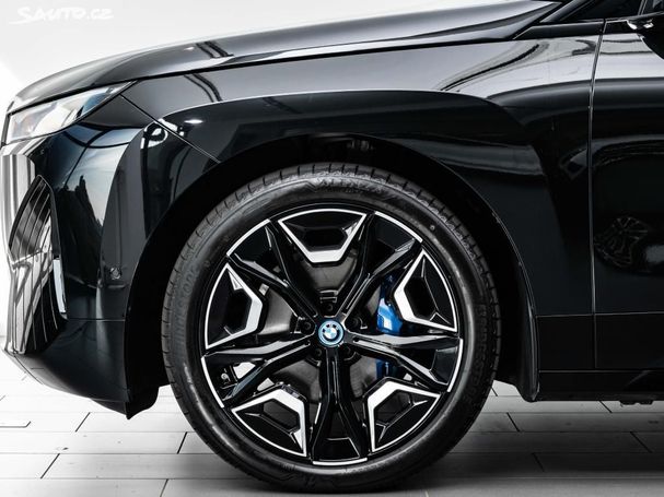 BMW iX xDrive40 240 kW image number 4