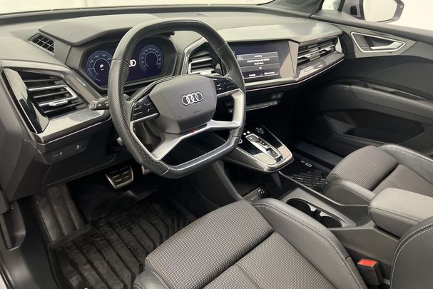 Audi Q4 50 e-tron S-line 221 kW image number 11