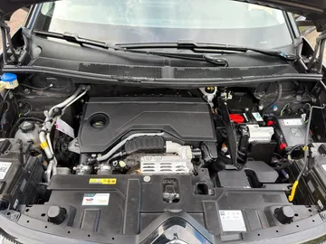 Car image 23