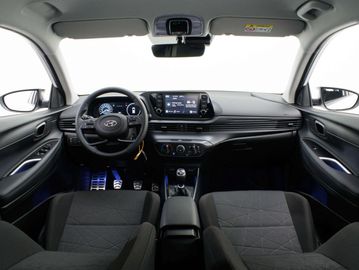 Car image 36