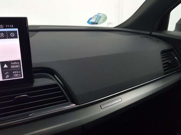 Car image 31