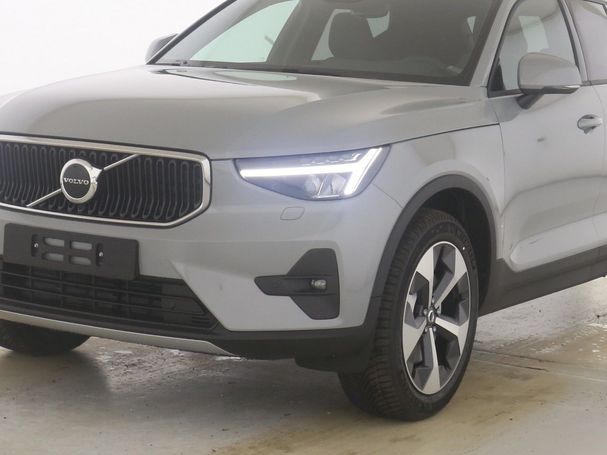 Volvo XC40 B3 Core 120 kW image number 8