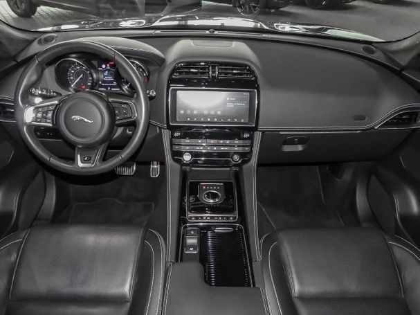 Jaguar F-Pace 25t AWD R-Sport 184 kW image number 5