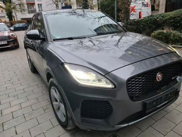 Jaguar E-Pace AWD R-Dynamic S 110 kW image number 2