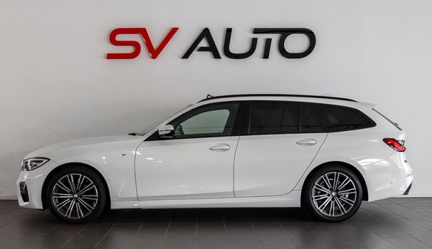 BMW 320d Touring xDrive 140 kW image number 5