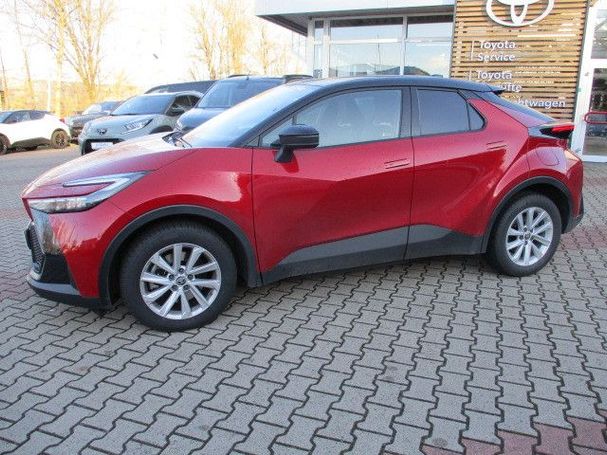 Toyota C-HR Plug-In Hybrid GR Sport 164 kW image number 3