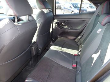 Car image 11