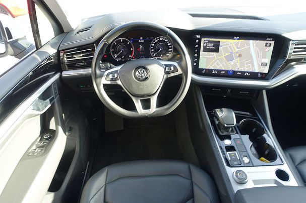 Volkswagen Touareg TDI 4Motion 170 kW image number 8