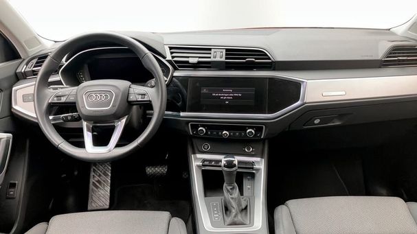 Audi Q3 35 TFSI S tronic Advanced 111 kW image number 10