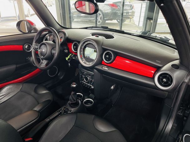 Mini John Cooper Works Cabrio 155 kW image number 18