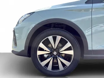 Car image 21