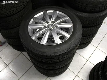 Car image 40