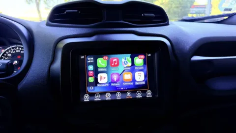 Car image 24