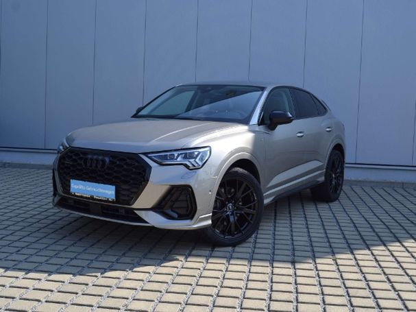 Audi Q3 40 TDI quattro S-line Sportback 147 kW image number 1