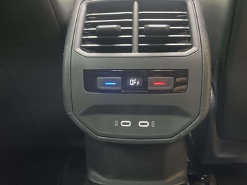 Car image 41