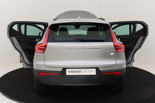 Volvo XC40 Single Motor Essential 175 kW image number 27