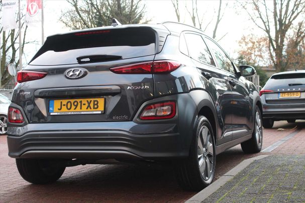 Hyundai Kona 64 kWh 150 kW image number 3