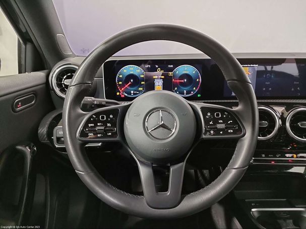 Mercedes-Benz A 180 85 kW image number 6