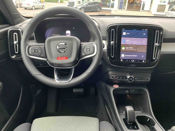 Volvo XC40 Core 120 kW image number 7