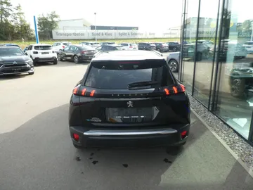 Car image 33