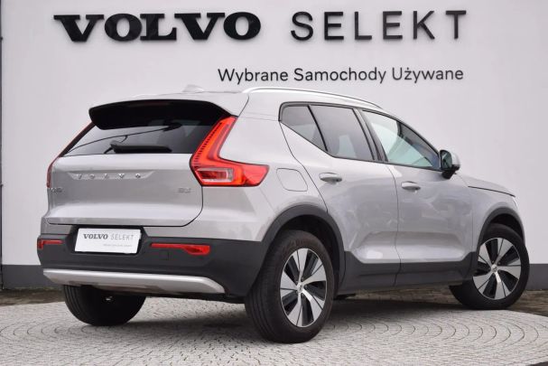 Volvo XC40 B3 Core 120 kW image number 4