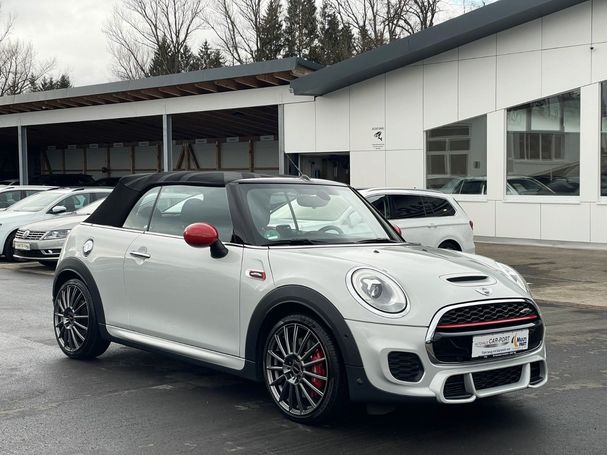 Mini John Cooper Works Cabrio 170 kW image number 2