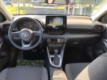 Car image 11