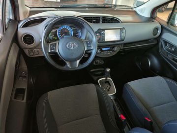 Car image 13