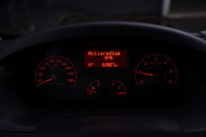 Car image 24