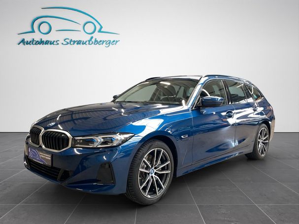 BMW 330 e Touring 215 kW image number 2