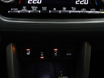 Car image 36