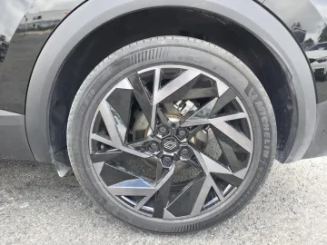 Car image 48
