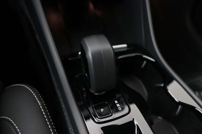 Car image 36