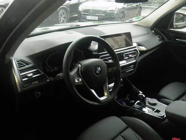 BMW X3 xDrive 140 kW image number 8