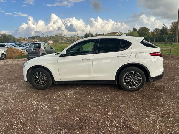 Alfa Romeo Stelvio 2.2 Diesel AT8 Business 118 kW image number 8