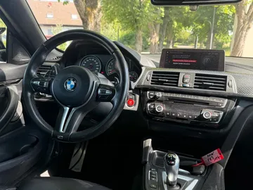 Car image 37