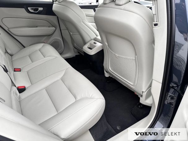 Volvo XC60 AWD 145 kW image number 24